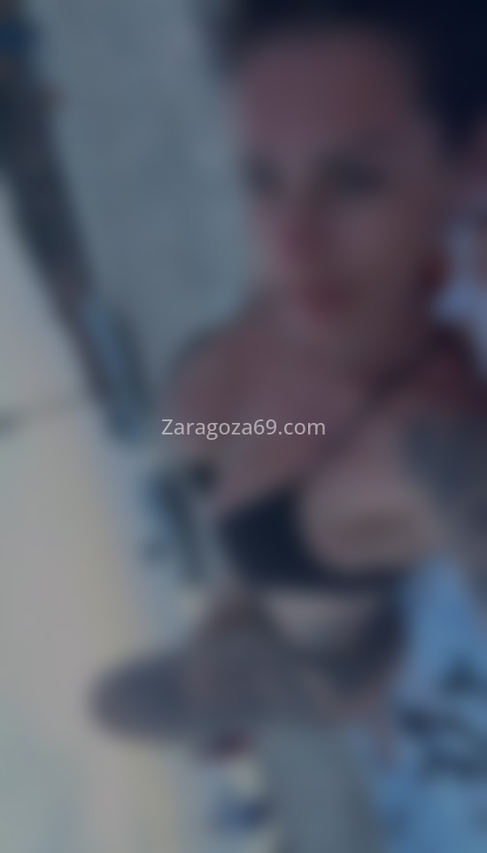 Zoe, brasileña amante de los piercing. 603993704. Citas en ZARAGOZA, ZARAGOZA. www.zaragoza69.com.