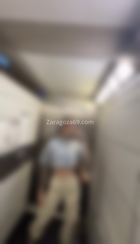 Zoe, brasileña amante de los piercing. 603993704. Citas en ZARAGOZA, ZARAGOZA. www.zaragoza69.com.