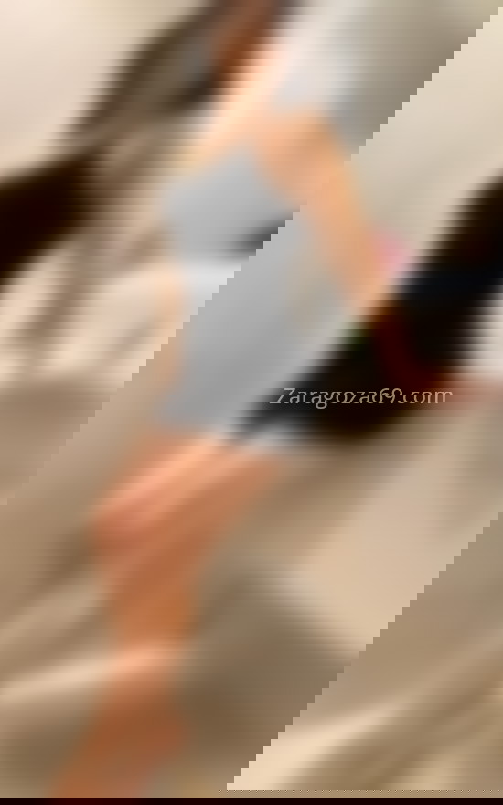 Adriana,  elegante y risueña . 678947613. Citas en ZARAGOZA, ZARAGOZA. www.zaragoza69.com.