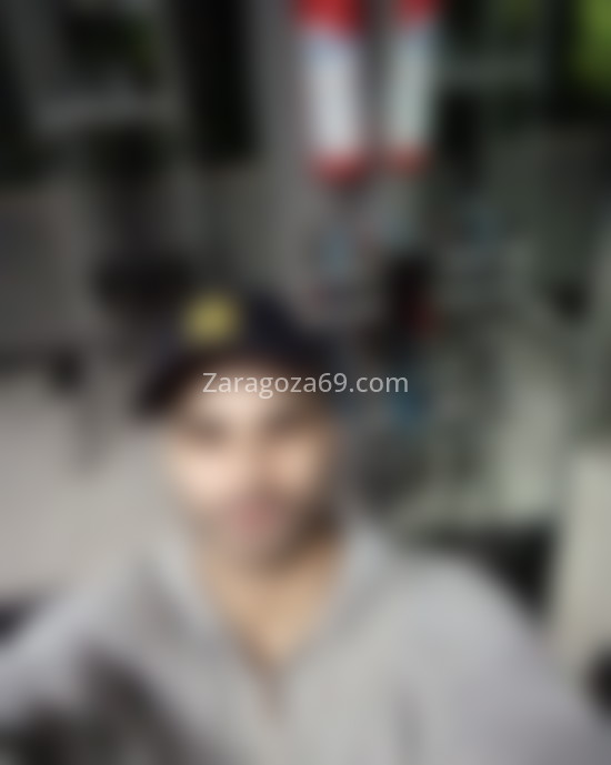 Saúl, educado y buen amigo. 610657829. Citas en ZARAGOZA, ZARAGOZA. www.zaragoza69.com.