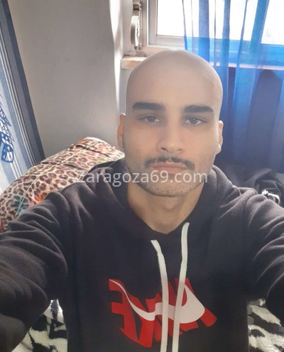 Saúl, educado y buen amigo. 610657829. Citas en ZARAGOZA, ZARAGOZA. www.zaragoza69.com.