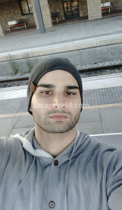 Saúl, educado y buen amigo. 610657829. Citas en ZARAGOZA, ZARAGOZA. www.zaragoza69.com.