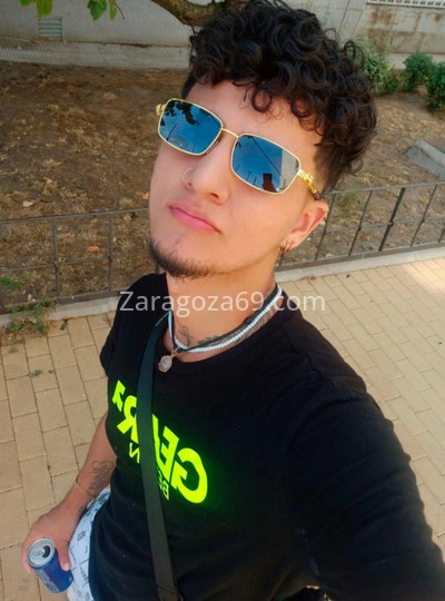 Andy, joven colombiano. 678532891. Citas en ZARAGOZA, ZARAGOZA. www.zaragoza69.com.