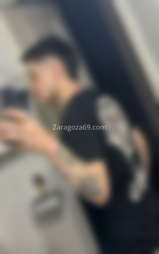 Dave, chico latino descomplicado. 664456169. Citas en ZARAGOZA, ZARAGOZA. www.zaragoza69.com.