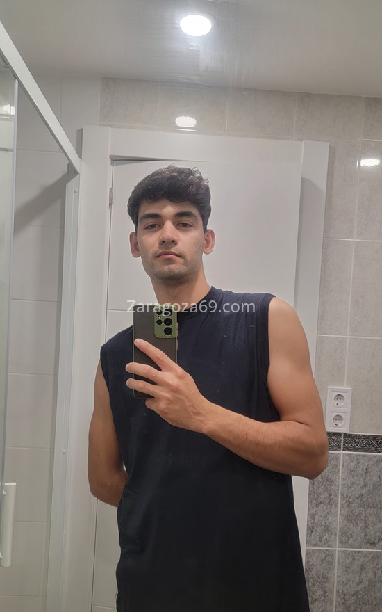 Jose, joven venezolano. 604966642. Citas en ZARAGOZA, ZARAGOZA. www.zaragoza69.com.