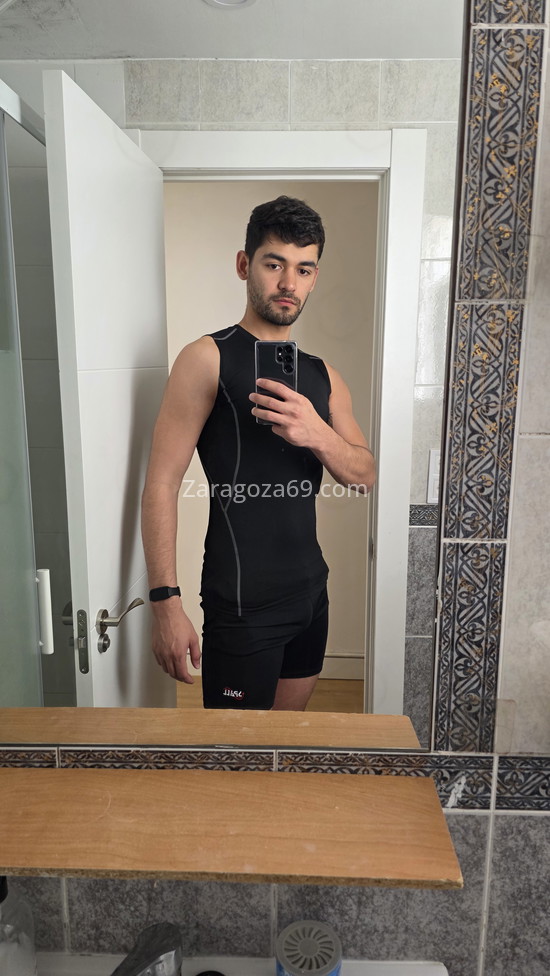 Jose, joven venezolano. 604966642. Citas en ZARAGOZA, ZARAGOZA. www.zaragoza69.com.