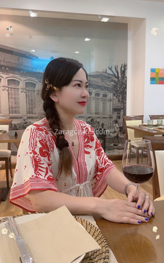 Asiática muy simpática. 624964771. Citas en ZARAGOZA, ZARAGOZA. www.zaragoza69.com.