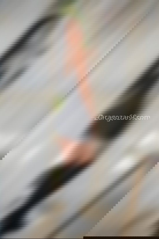 Mia, joven latina. 635069127. Citas en ZARAGOZA, ZARAGOZA. www.zaragoza69.com.