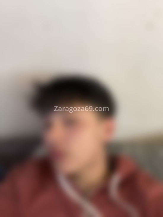 Cris, latino 19 años . 643176930. Citas en ZARAGOZA, ZARAGOZA. www.zaragoza69.com.